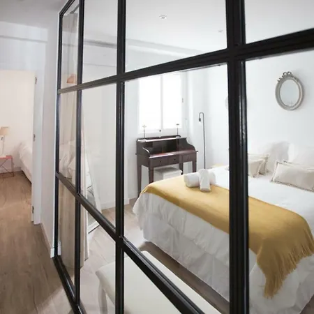 Apartamento Saravia Only Families Cordoba Exterior photo